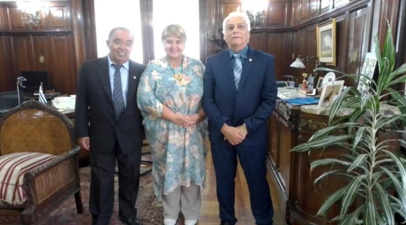 Visitamos a la Sra. Sandra Lazo, Ministra de Defensa Nacional.