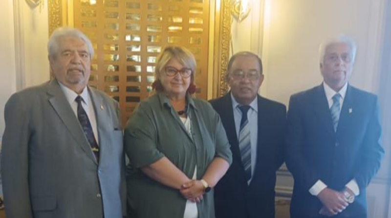 Visita a la Sra Ministra de Defensa